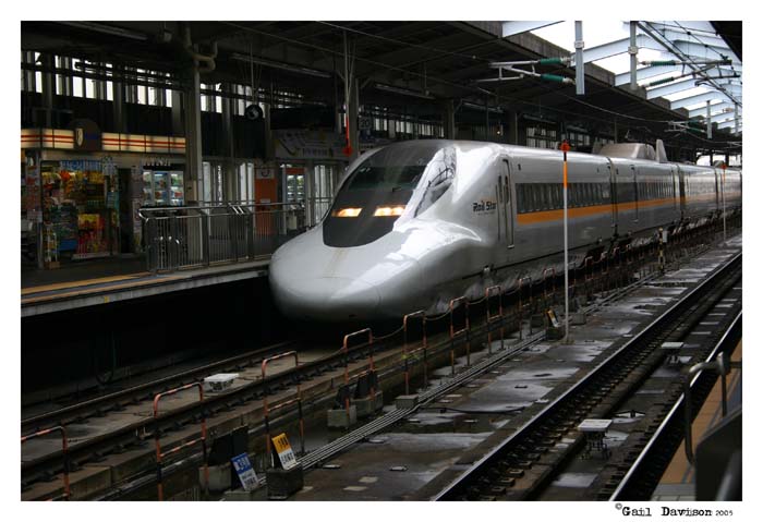 05 October <br>Japan: Shinkansen