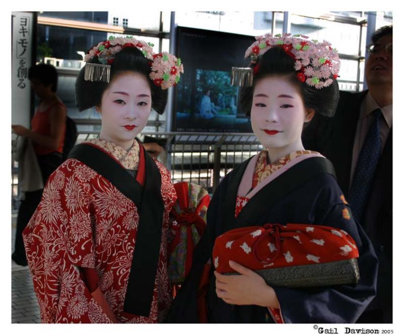 08 October <br>Maiko: <a href=http://www.pbase.com/gaild/japan_2005> Click here for my Japan Gallery </a>