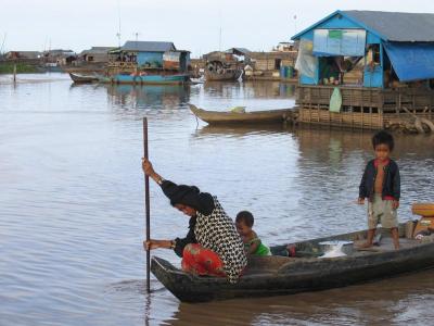 }Ĵ(Tonle Sap)