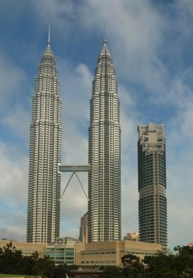 Twins: Kuala Lumpur