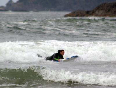 Gord surfing