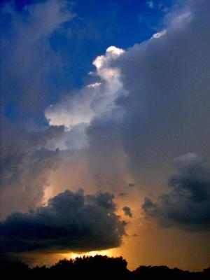 8-19-05 PM Thunderstorm.JPG