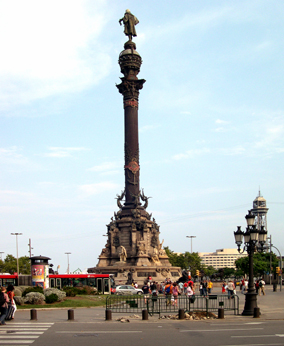 Monument a Colm (Columbus) on Plaa del Portal de la Pau at the southern tip of Las Ramblas - near the waterfront