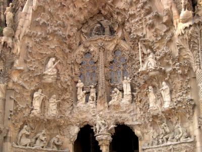 Nativity Facade of  La Sagrada Famlia: Top - Annunciation of Mary. Bottom - Nativity. Sides - musicians & Three Wise Men.