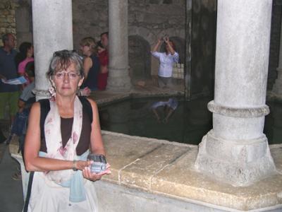 El Banys Àrabs (the Arab Baths): Judy near the pool in the Apodyterium (the dressing room - a place to socialize)