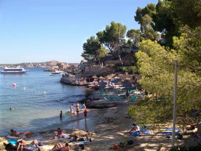 The beach at Cala Fornells on the west coast of Mallorca. (Across the water is the beach at Peguera.)