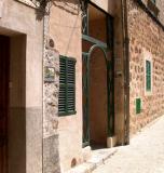 House with colored plaque of Santa Catalina Thoms, Mallorcas own saint. Similar plaques in front of most Valldemossa houses.