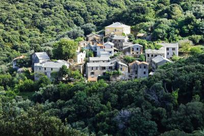 Hamlet near Capo Grosso