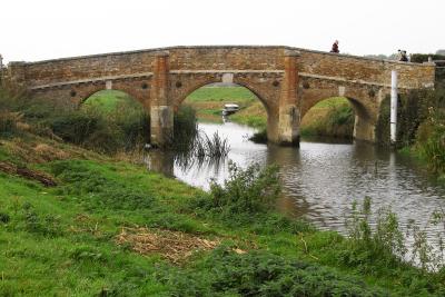 Bridge to Castle