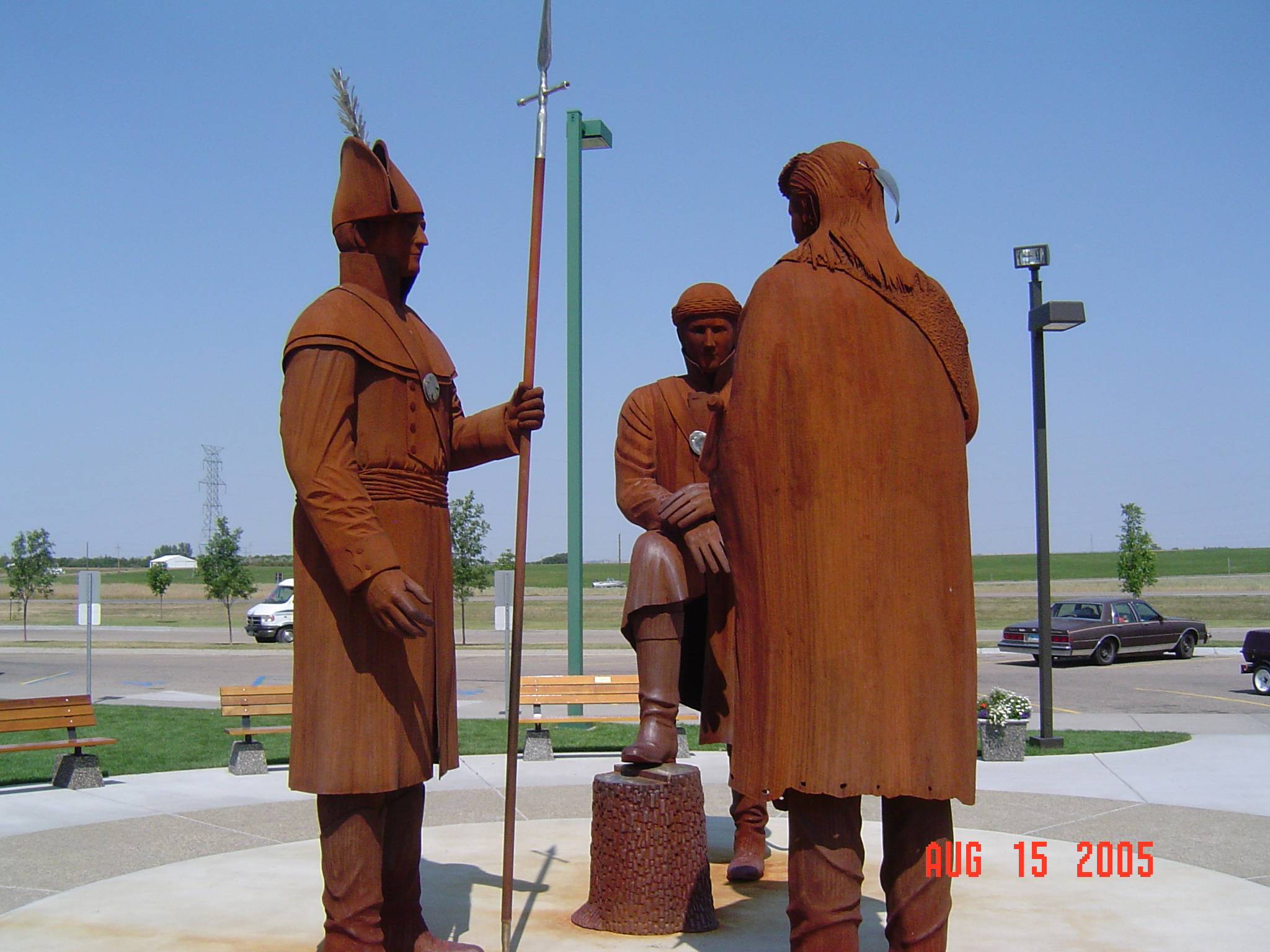 LC0815a- 045 L&C & Sakakawea Statues.jpg
