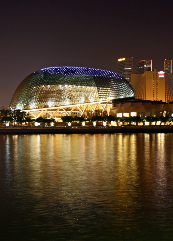 Reflection of esplenade