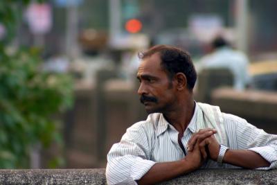 Man in Dhobi Ghat.jpg