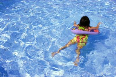Pool Side Shot Jul 2005