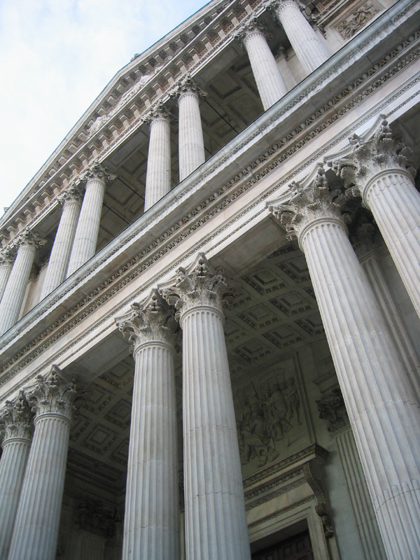 St_Pauls_facade.jpg