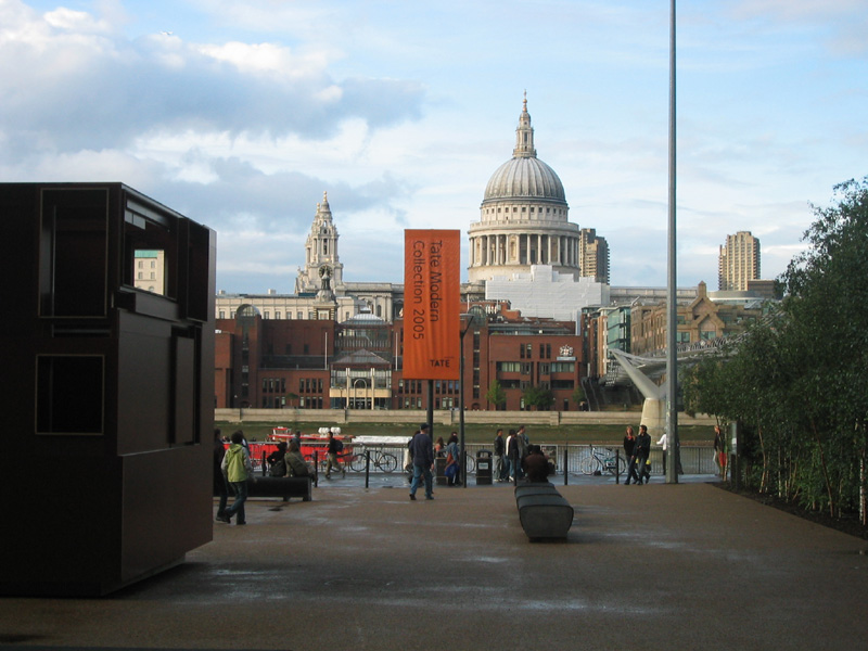St_Pauls_Tate.jpg