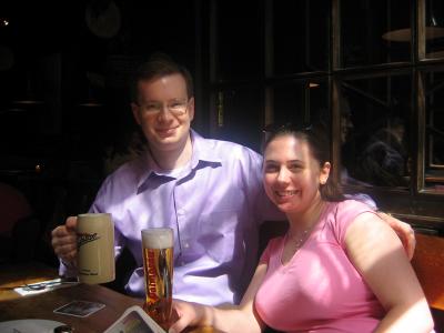 HB_Paul_Carrie_beer.jpg