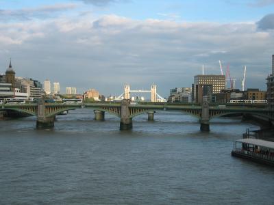 Tower_Bridge_1.jpg