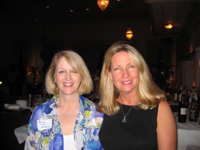 Kerry Lilly, Leslie Gray