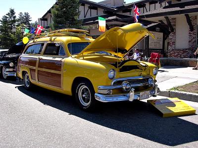 1951 Ford Country Squire woodie