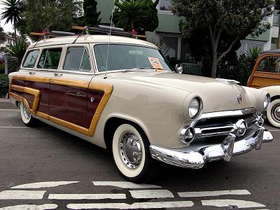 1952 Ford Country Squire - Click photo for more info