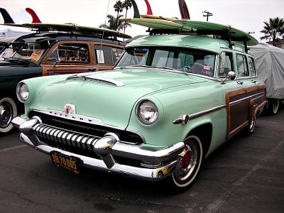 1954 Mercury Monterey 4-door 8 passenger station wagon - Click on photo for more info