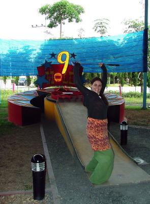 Hole 9 -  A Triumphant Julia at Las Vegas