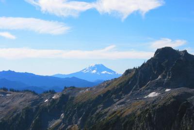 View to the south of Mount Adams
