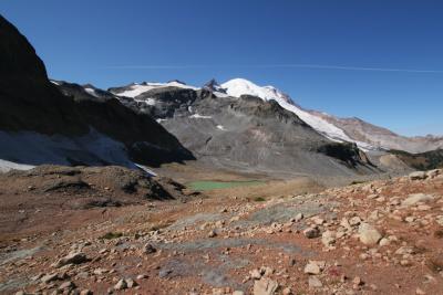 Small tarn on the way to Summerland