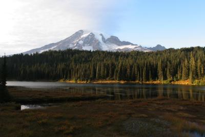 Reflection Lake (stopped for the picture on the way back to Longmire to get the other car)