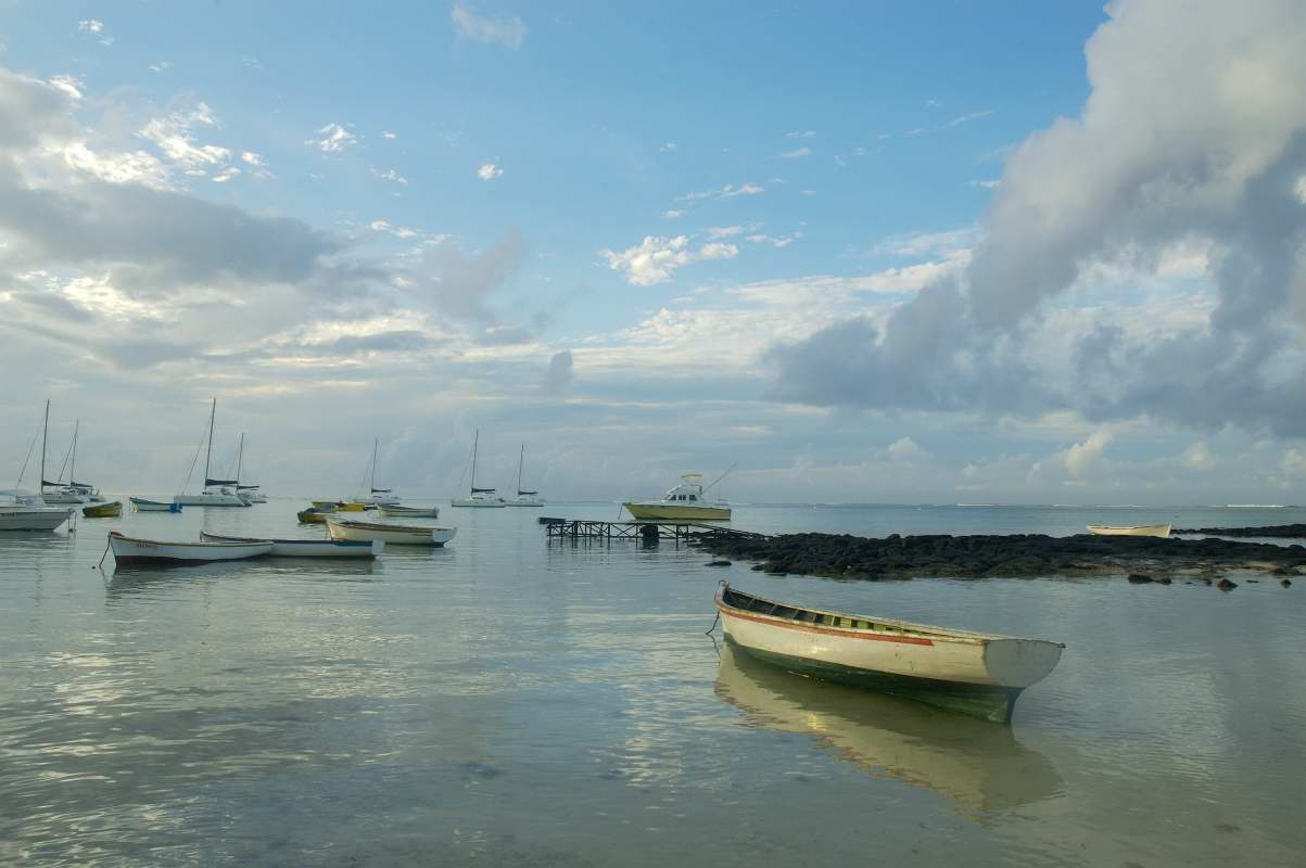 Bay of Coin de Mire