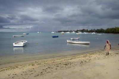 Bay of Coin de Mire, on the day of the Asian Tsunami