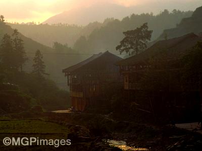 v3/26/585526/3/49358552.119Logsheng_amanecerP.jpg