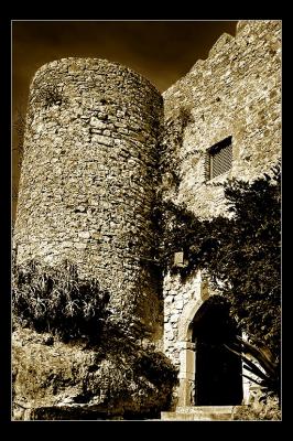 16.10.2005 ... Castle tower (IR style)
