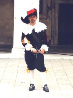 v3/27/350127/3/45267088.Ducale_10a.jpg