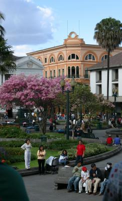 CitySquare3Quito.jpg