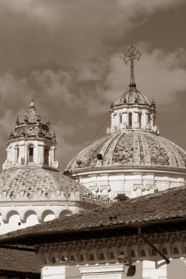 CitySquare5Quito.jpg