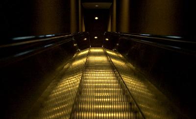 escalator2161.jpg