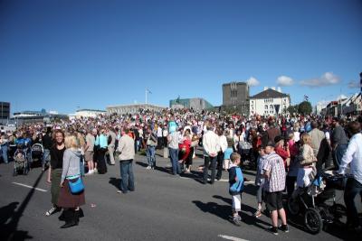 Crowded.jpg