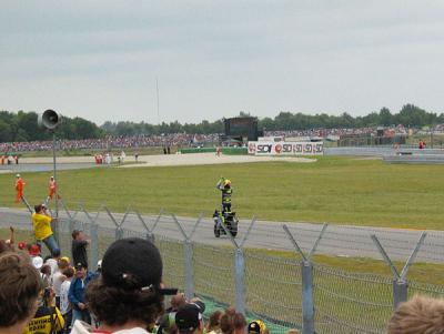 v3/27/59327/3/45336019.Rossi6.jpg