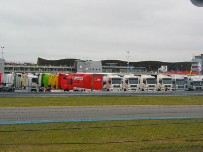 v3/27/59327/3/45336029.Trucks.jpg