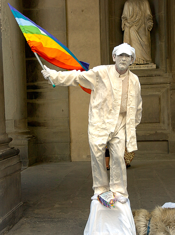 A living statue 
