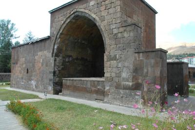 Bitlis Ihasiye Serafhan Medresesi 1422