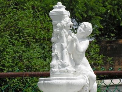 Fountain, detail