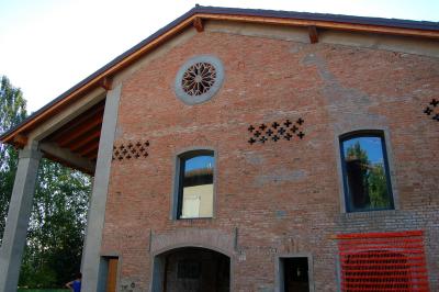 Old Brick Barn