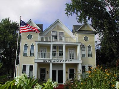 Old Glory at the Hope  and Glory, Irvington, VA
