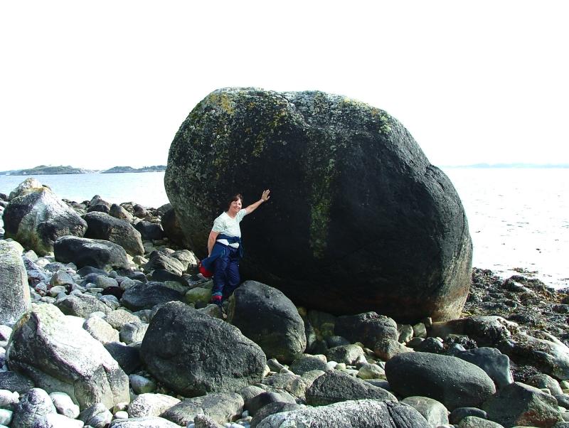 Stones are HUGE - Like the U30