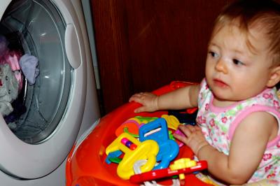 Amber Watching the Washing