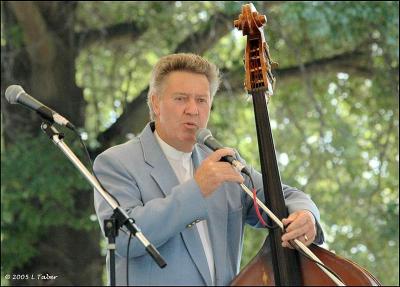 Alan Mills