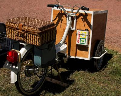 Delivery tricycle