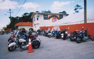No Name Saloon